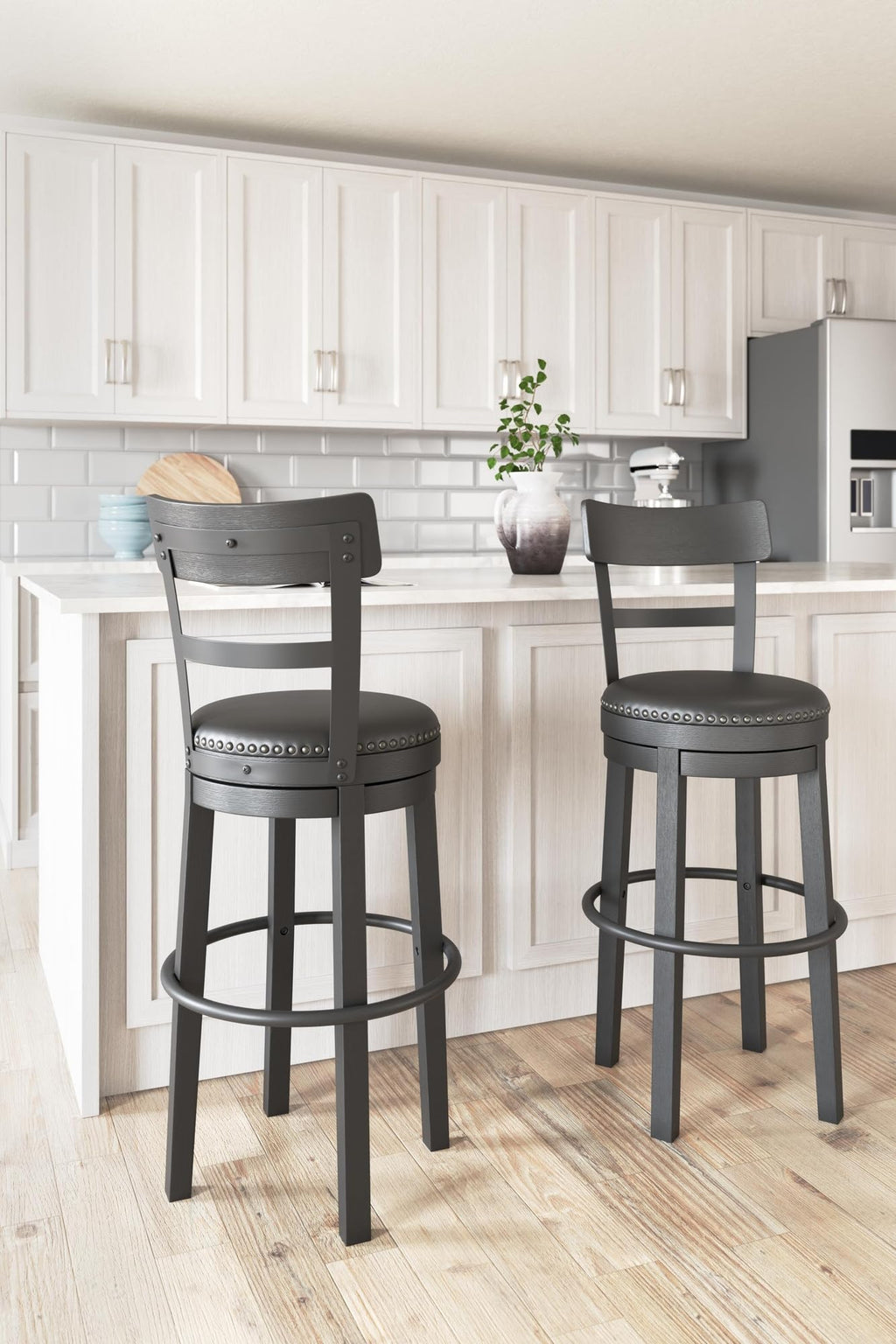 Signature Design by Ashley Valebeck Rustic Farmhouse